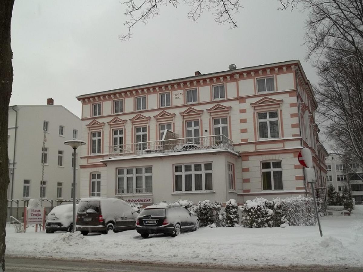 Hotel Haus Troja Rostock Zewnętrze zdjęcie